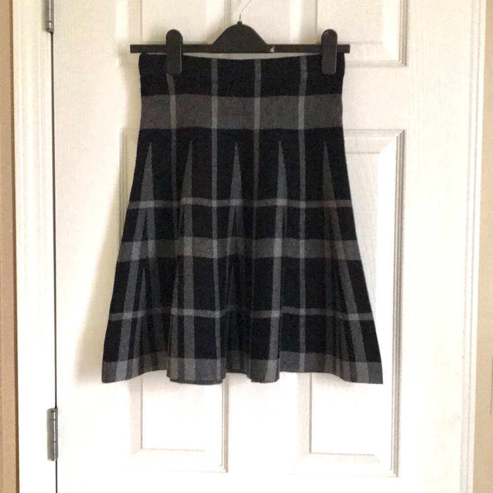 🩷2 for 15$🩵 Knit Plaid Skater Skirt